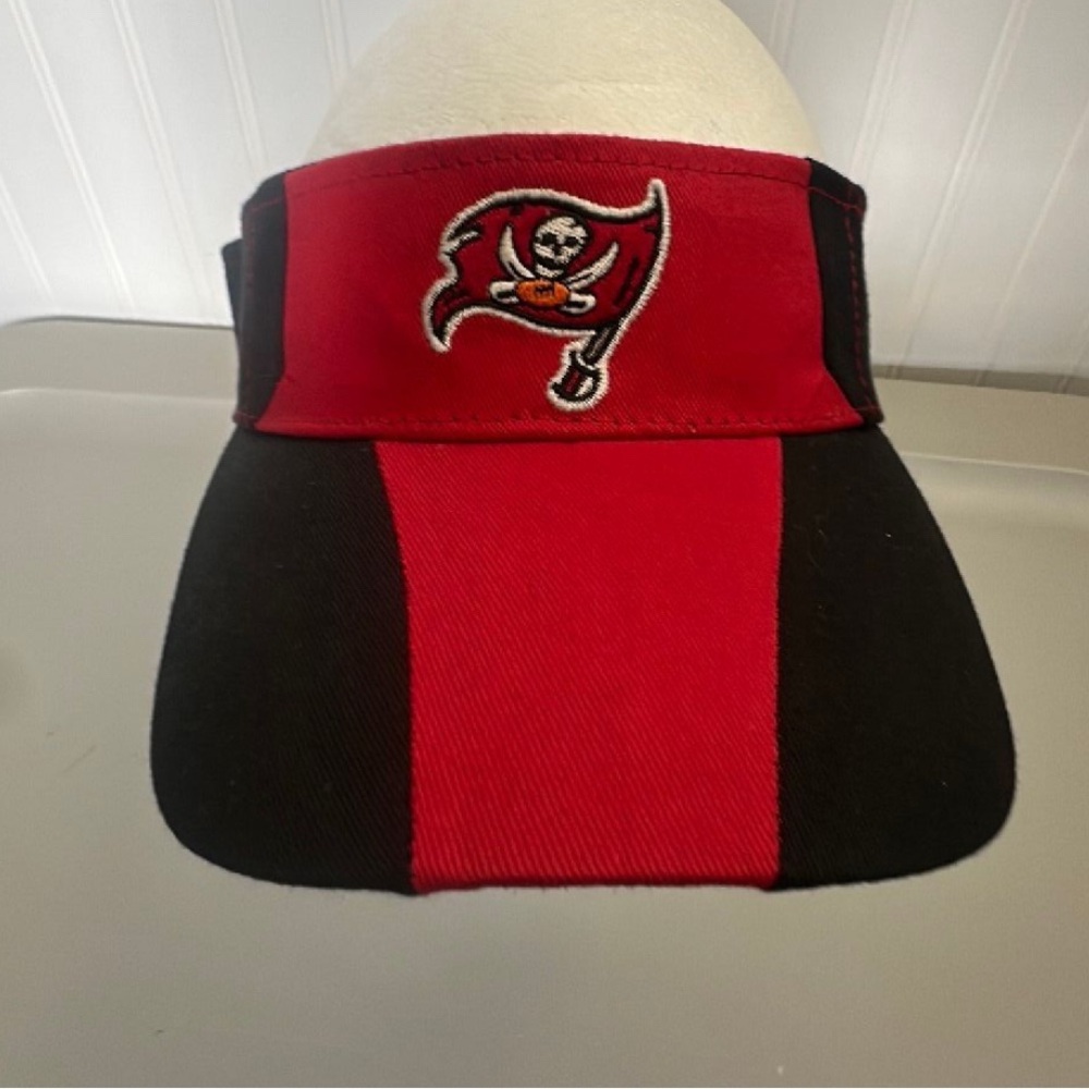 Tampa Bay Buccaneers Raymond James Sun Golf Visor Adjustable Hat Cap Men NFL Red